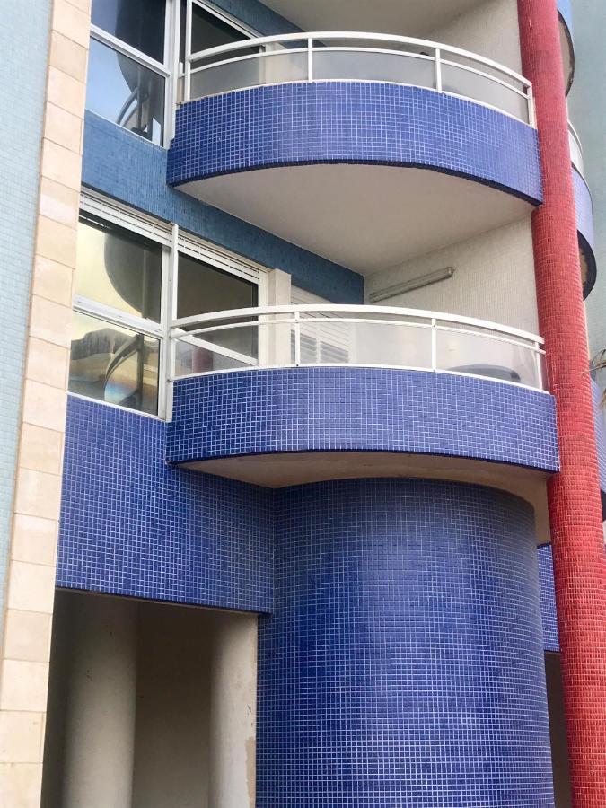 Royal Beach Front Apartments Netanya Extérieur photo