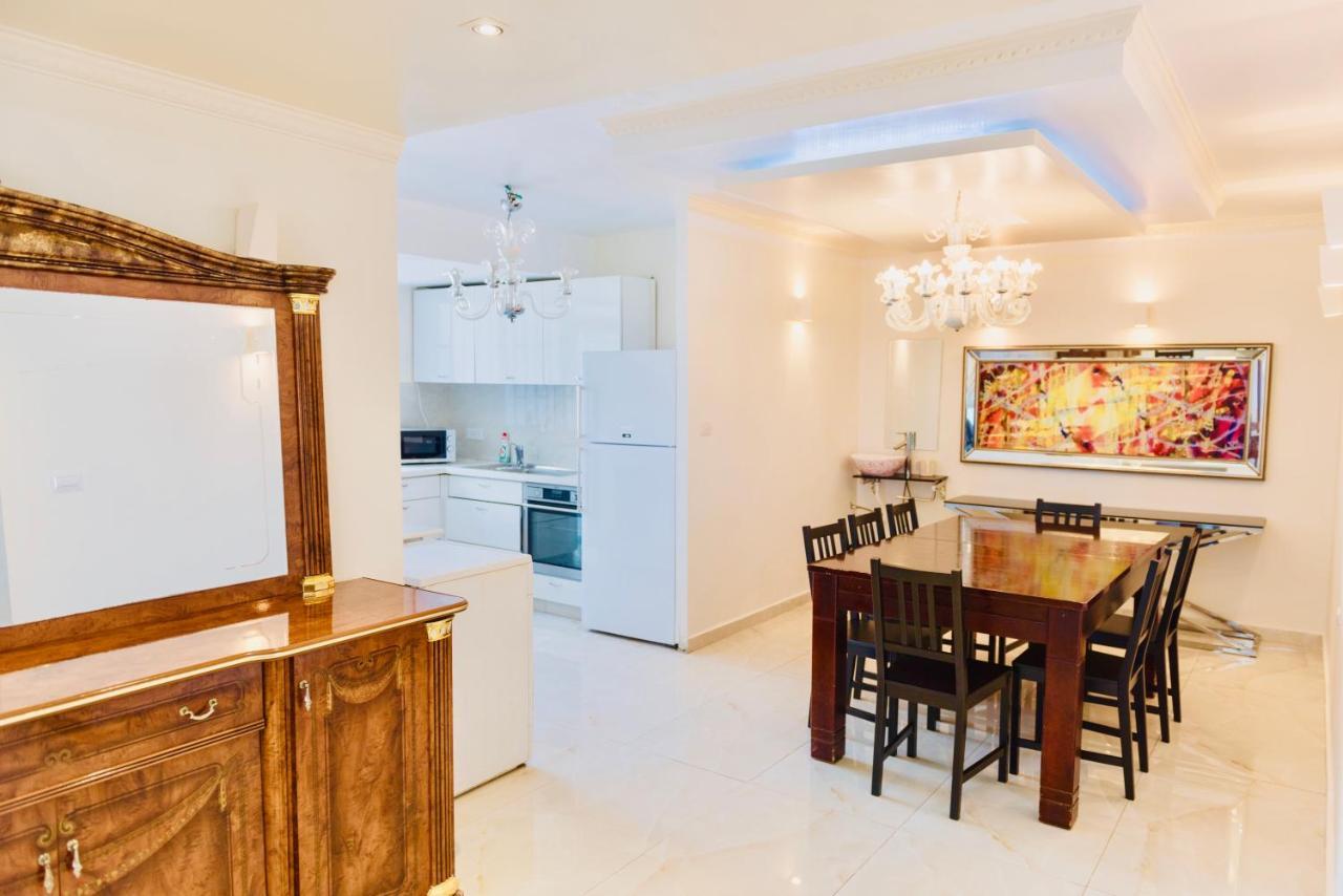 Royal Beach Front Apartments Netanya Extérieur photo